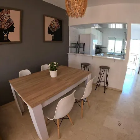 Faro12 Playa & Piscina & Parking Privado Apartment *